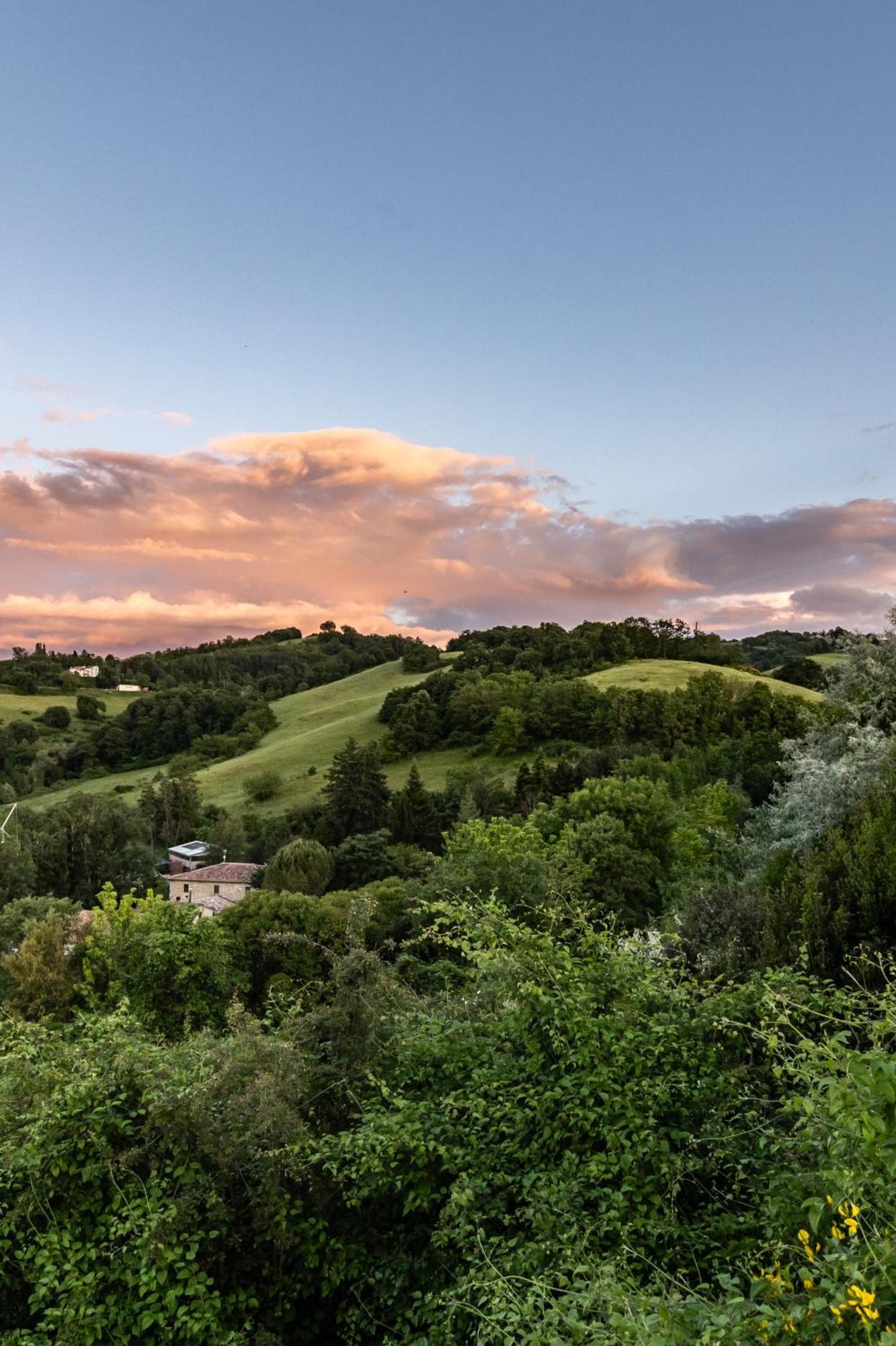 Tenuta Borgo San Michele Губбио Экстерьер фото