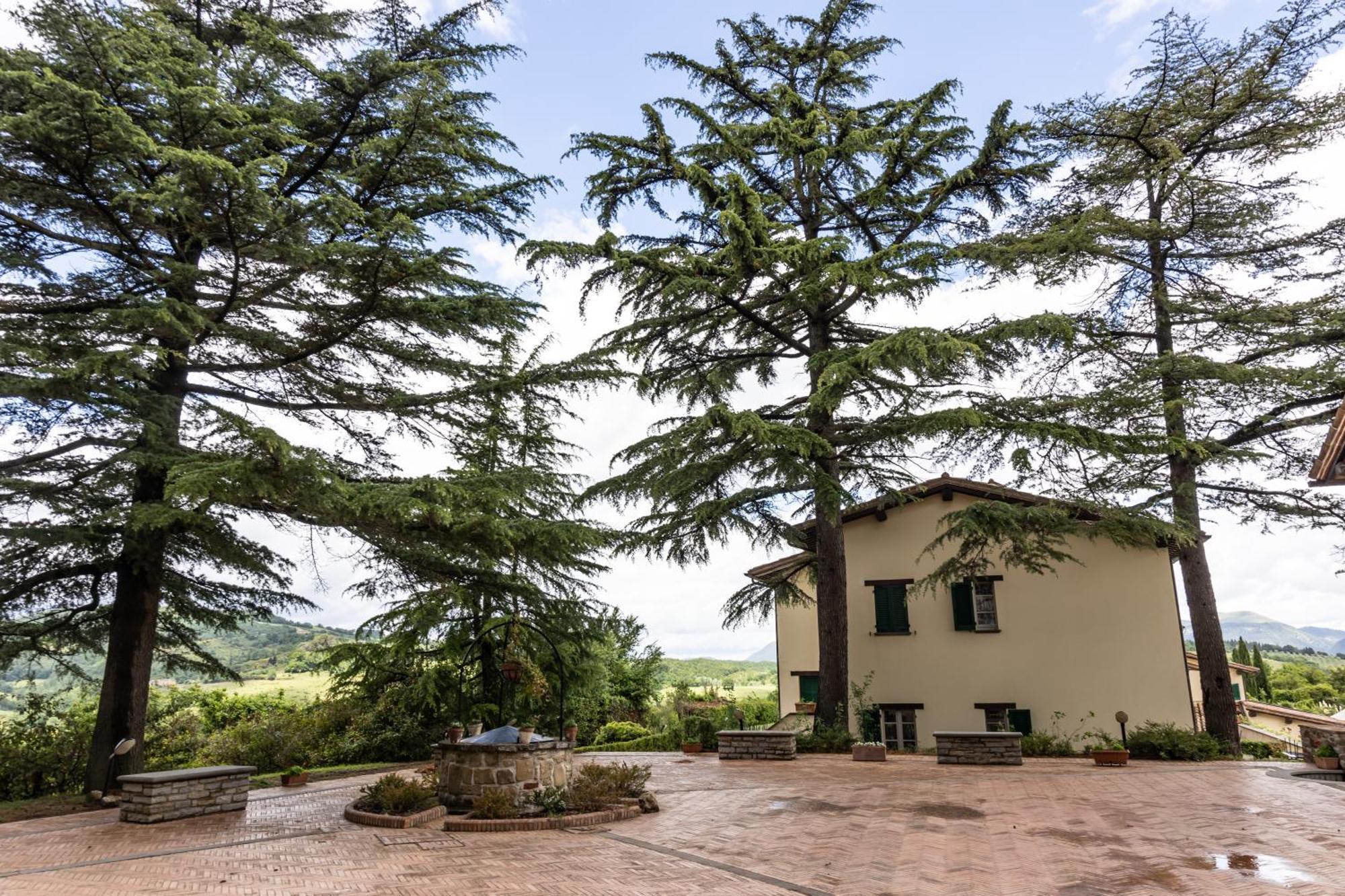 Tenuta Borgo San Michele Губбио Экстерьер фото